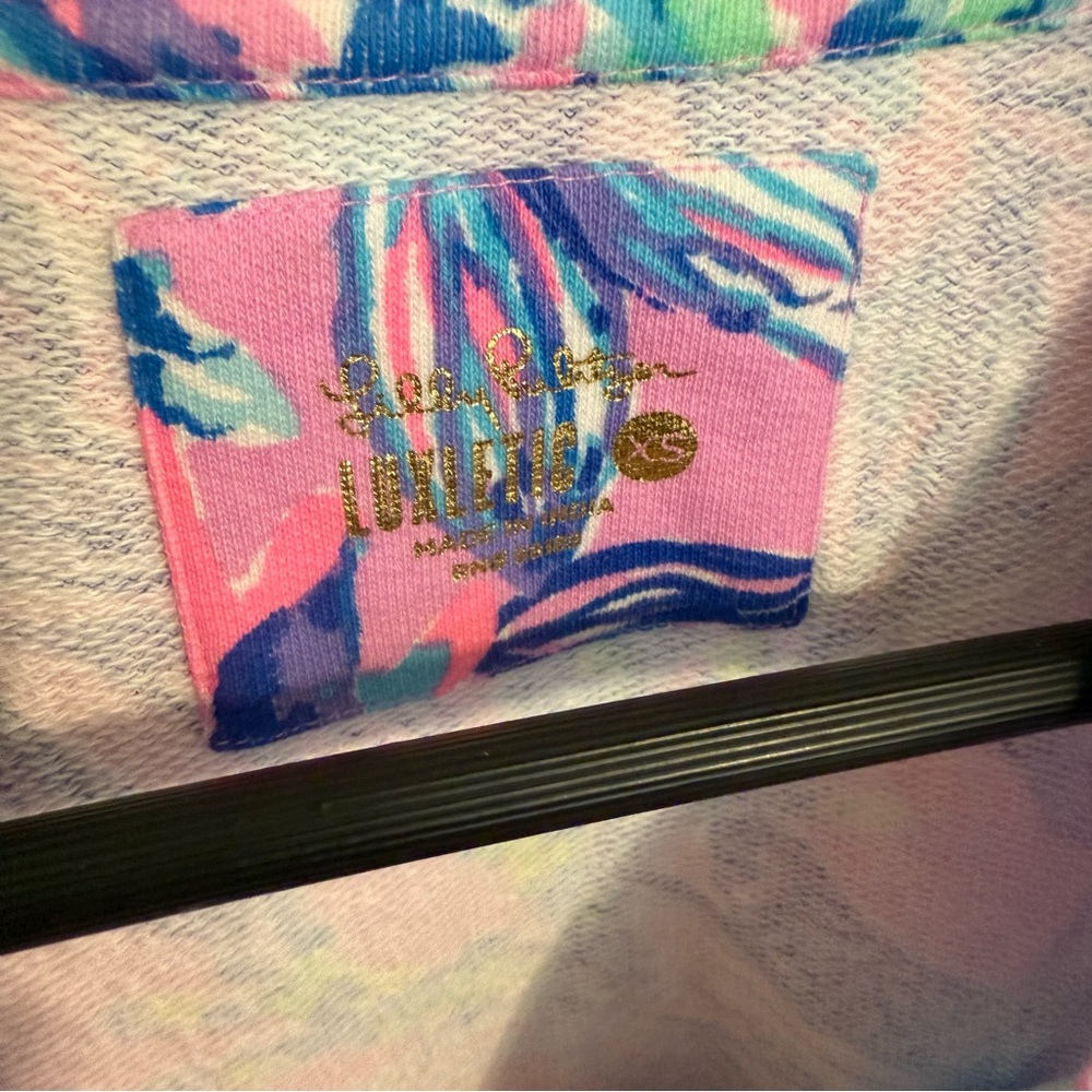 Lilly Pulitzer Luxletic Beach Comber Pullover Size Extra Small - Picture 4 of 7